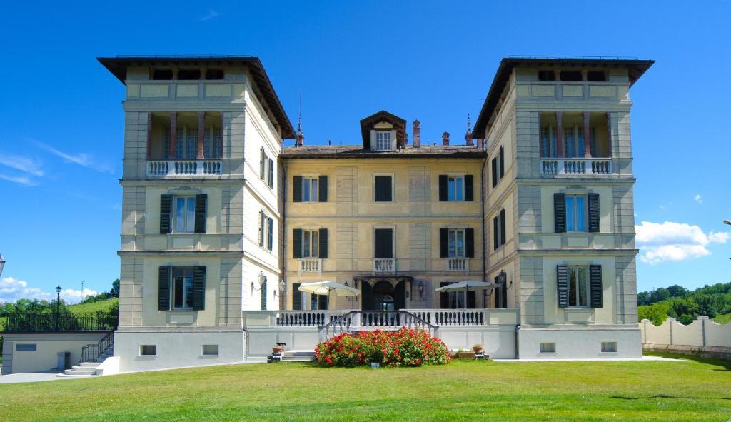 Hotel Villa La Bollina แซร์ราวัลเล สกรีเวีย ภายนอก รูปภาพ
